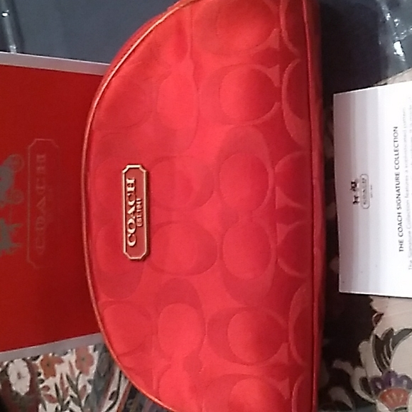 Coach Handbags - Coach Makeup Bag